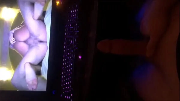 Young Bro Cums Hard to Porn Video keren yang keren