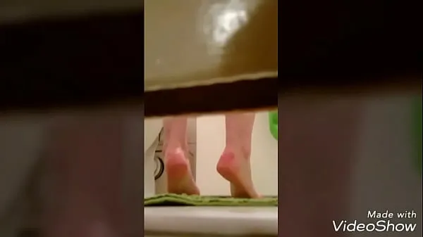 Menő Voyeur twins shower roommate spy menő videók