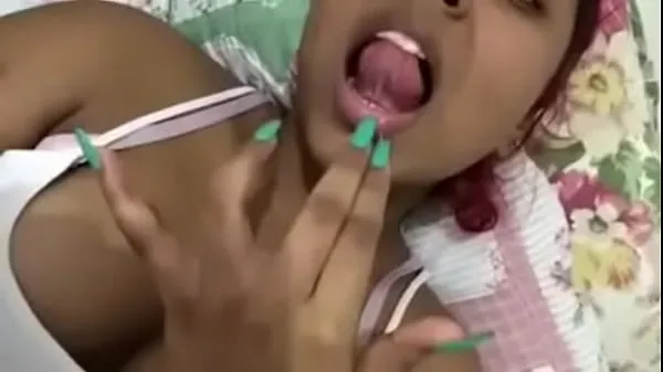 گرم Woman masturbating her hot pussy ٹھنڈے ویڈیوز