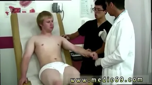 Vroči Photos of real doctors touching cock gay first time Dude only weeks kul videoposnetki