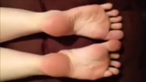 ยอดนิยม Cumming on the soles n 35 of a woman I met at the 2018 carnival วิดีโอเจ๋งๆ