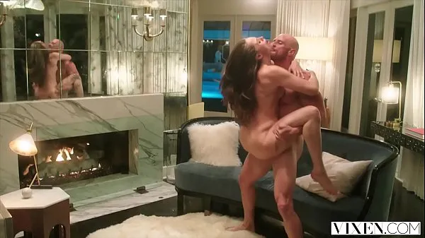 VIXEN Tori Black Has Wild Sex With A Huge Cock Video keren yang keren