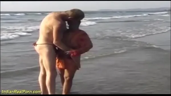 salvaje india Sexo divertido en la playavídeos interesantes