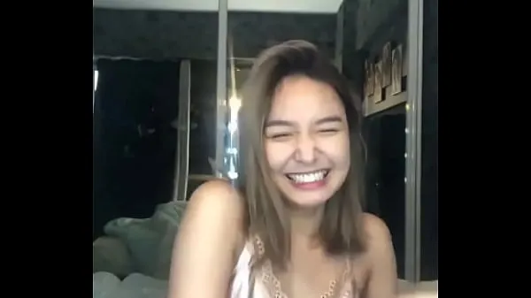 Sachzna laparan mamelon feuillet vidéo virale vidéos sympas