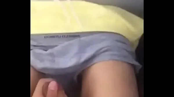 Vroči Jerking off on the bus (no cumshot kul videoposnetki