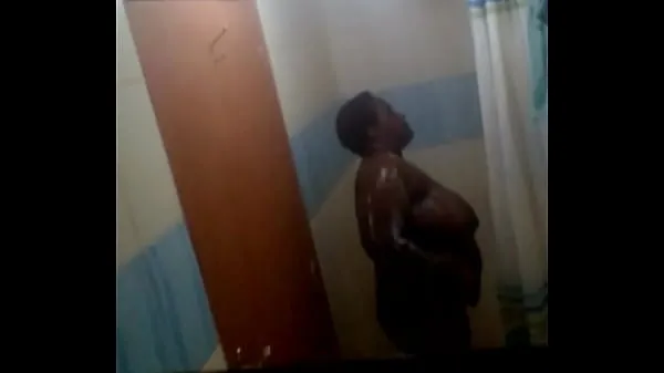 Kenyan bbw in mtotel shower 2 مقاطع فيديو رائعة