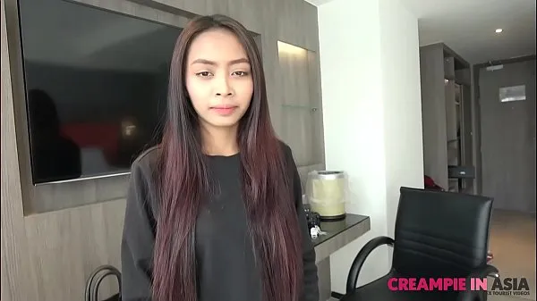 Petite young Thai girl fucked by big Japan guy Video keren yang keren