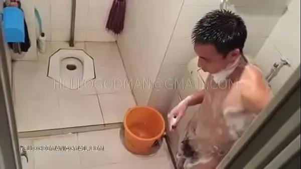 Chinese adult man bathing Video thú vị hấp dẫn