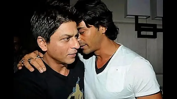 हॉट Shah rukh Khan hot gay kiss बेहतरीन वीडियो