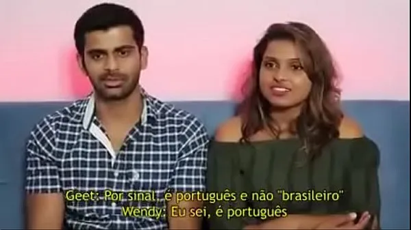 Hotte Foreigners react to tacky music seje videoer