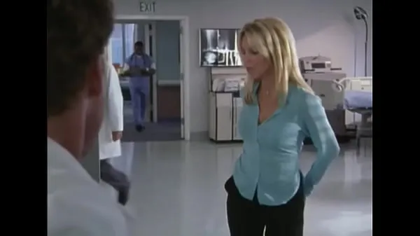 Scrubs - Julie Spanking - Smack this fine assVideo interessanti