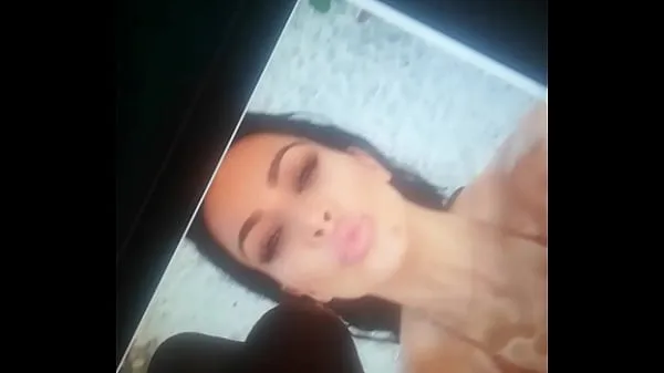 Cum hommage Kim Kardashian vidéos sympas