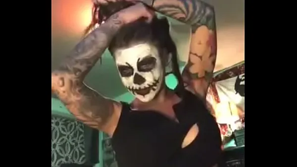 Hotte skeleton makeup and Lots of feelings seje videoer