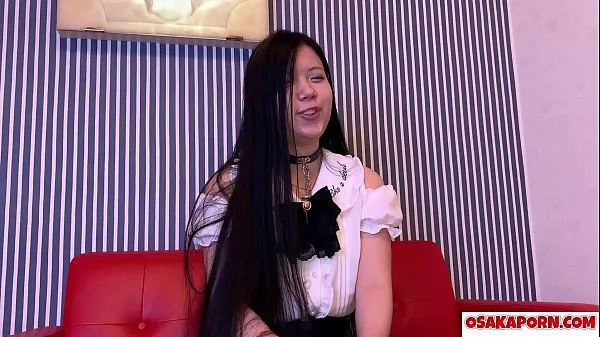 24 anos bonito amador asiático gosta de entrevista de sexo. Jovem japonês se masturba com brinquedo de foda. Alice 1 OSAKAPORN vídeos legais