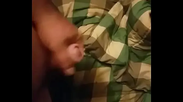 Horúce Me Jerking off on bed skvelé videá