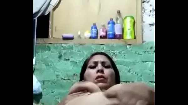 A minha tia Susana envia-me o seu vídeo de masturbação vídeos legais