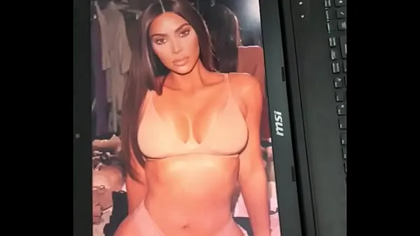 热Kim Kardashian Cum Tribute酷视频