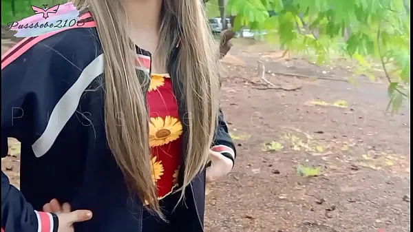 Žhavá Pinay Babe agree to have sex in public park by stranger skvělá videa