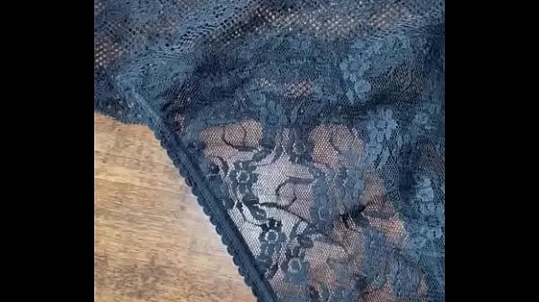 热Her lace panties closeup酷视频