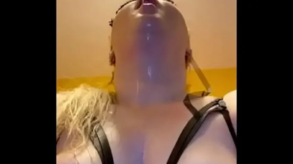 mouth pissing and gagging Video keren yang keren