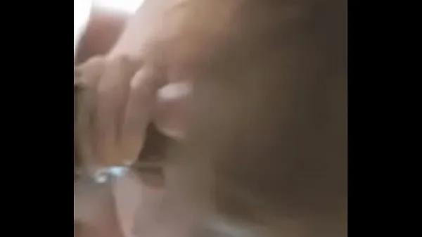 Kuumia Amateur wife sucking dick siistejä videoita