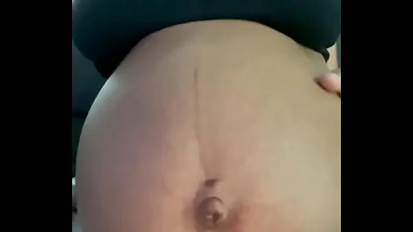 Sad Preggo Tsunamithedancer plays with her bellybutton Video sejuk panas