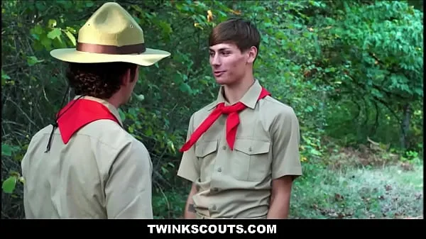 Hotte Athletic Body Twink Scout Fucked By Scout Leader - Cyrus Stark, Greg McKeon seje videoer