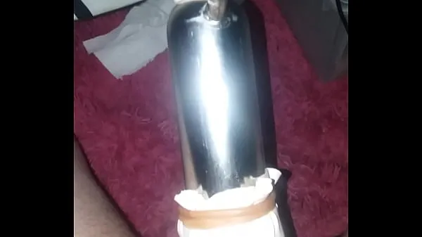 گرم Milking machine sucks my cock 02 ٹھنڈے ویڈیوز