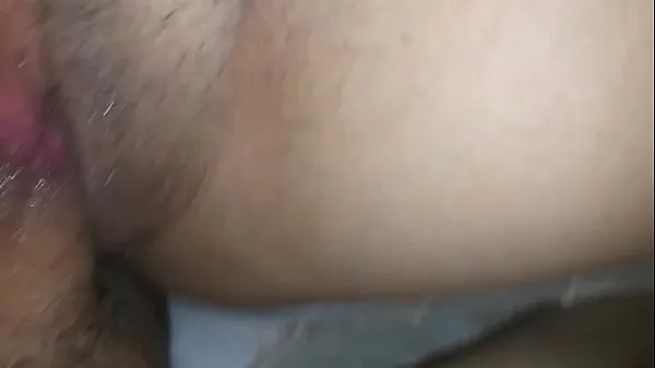 Fucking my young girlfriend without a condom, I end up in her little wet pussy (Creampie). I make her squirt while we fuck and record ourselves for XVIDEOS RED مقاطع فيديو رائعة