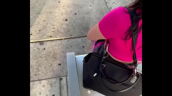 Thick Latina let’s me stroke my dick on her shoulder Video keren yang keren