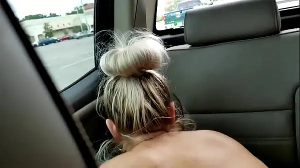 Hotte Cheating wife in car seje videoer
