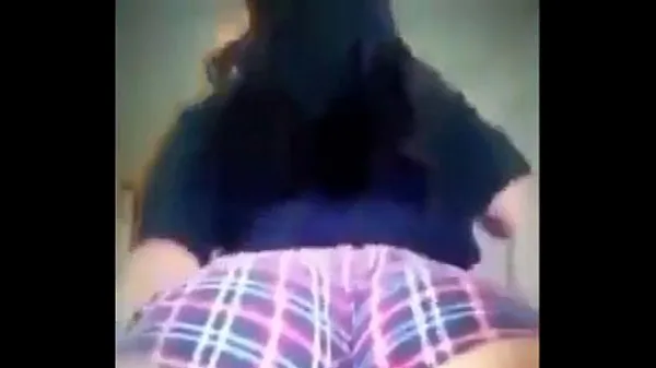 Thick white girl twerking Video keren yang keren