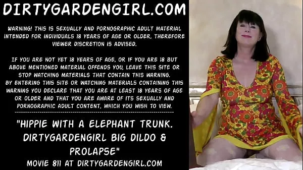 인기 있는 Hippie with a trunkin ass. Dirtygardengirl big dildo & prolapse 멋진 동영상